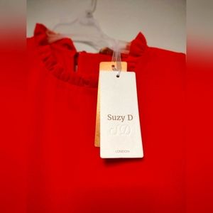 Suzy D Floaty Sleeveless Top